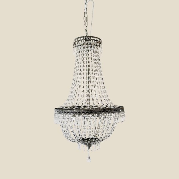 820 - CHANDELIERS