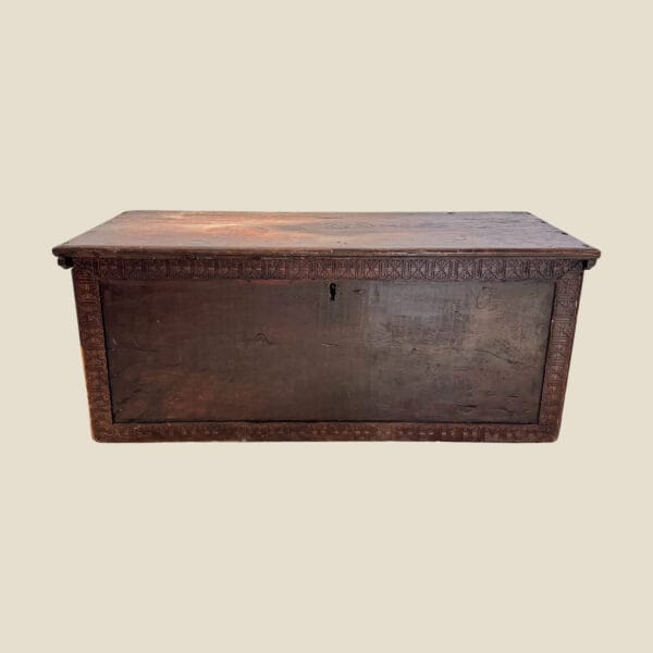 5 - ANTIQUE