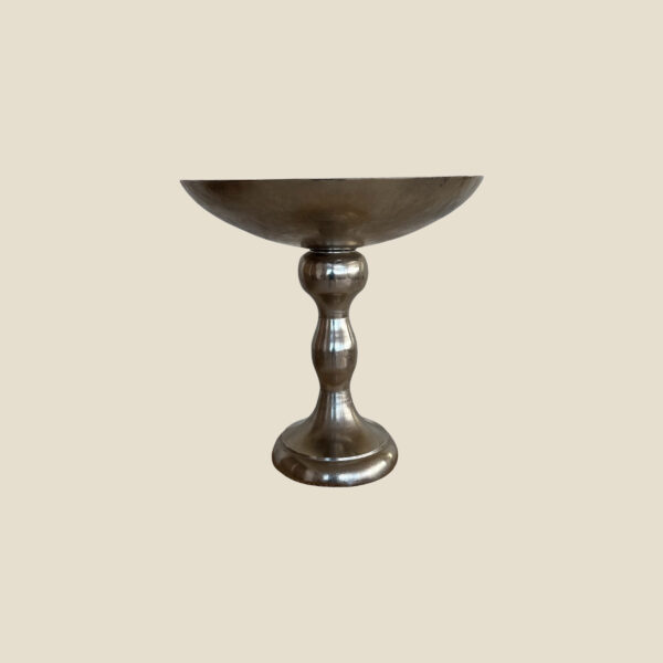4 - DECORATIVE ACCESSORIES