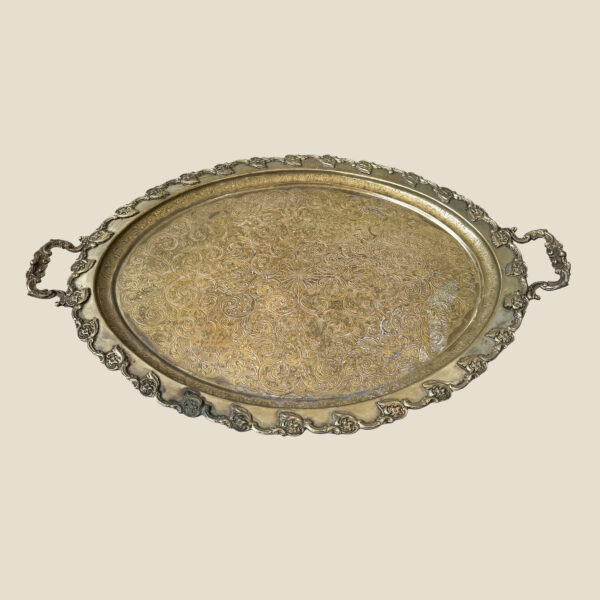 23 - DECORATIVE ACCESSORIES