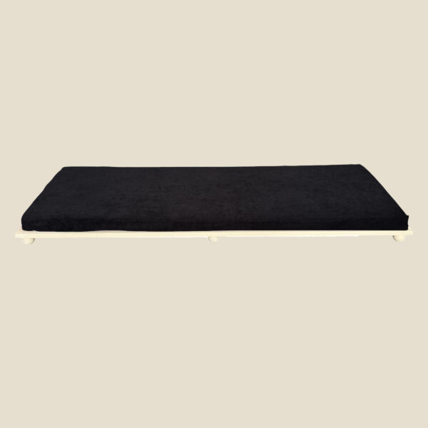 7 - FLOOR CUSHION