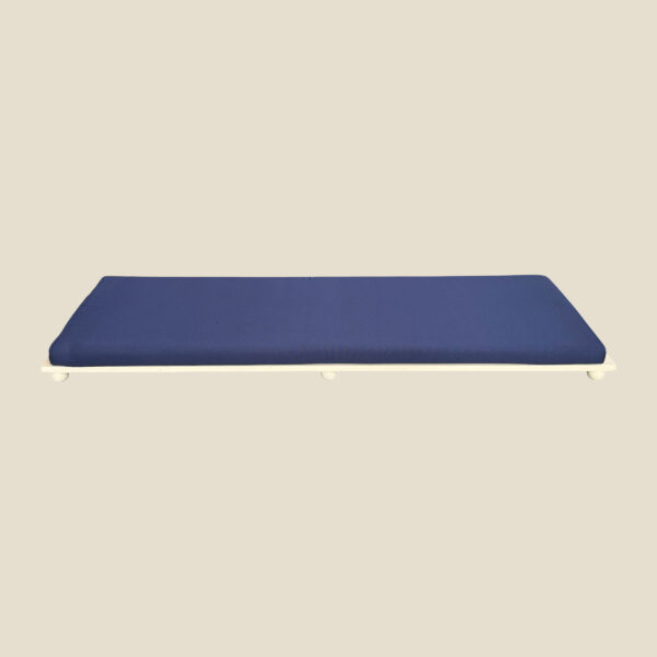 8 - FLOOR CUSHION