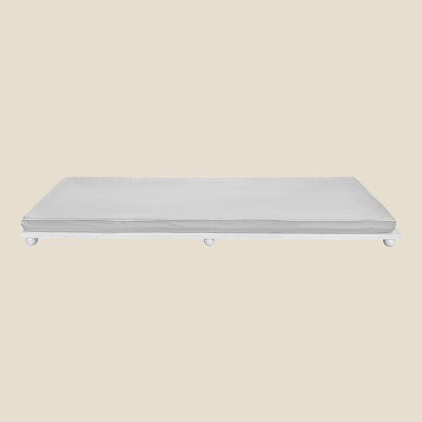 16 - FLOOR CUSHION
