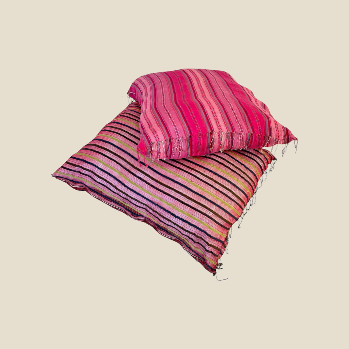 23 - FLOOR CUSHION - Image 3