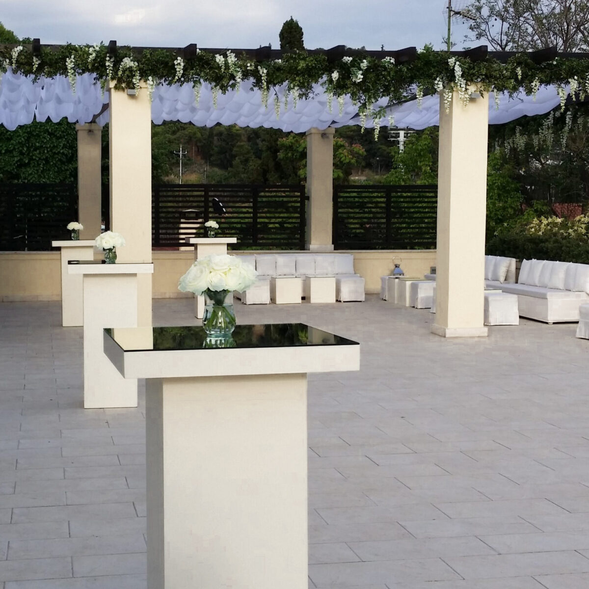 SNOW - COCKTAIL TABLE - Image 2