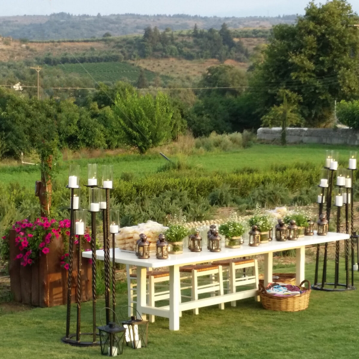 MARA - TABLE - Image 3