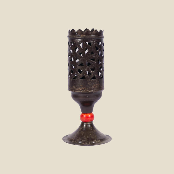 630 - LANTERN