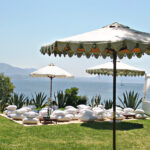 2 PARASOLS
