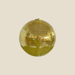 8 - DECORATIVE ACCESSORIES