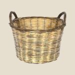 42 - DECORATIVE ACCESSORIES